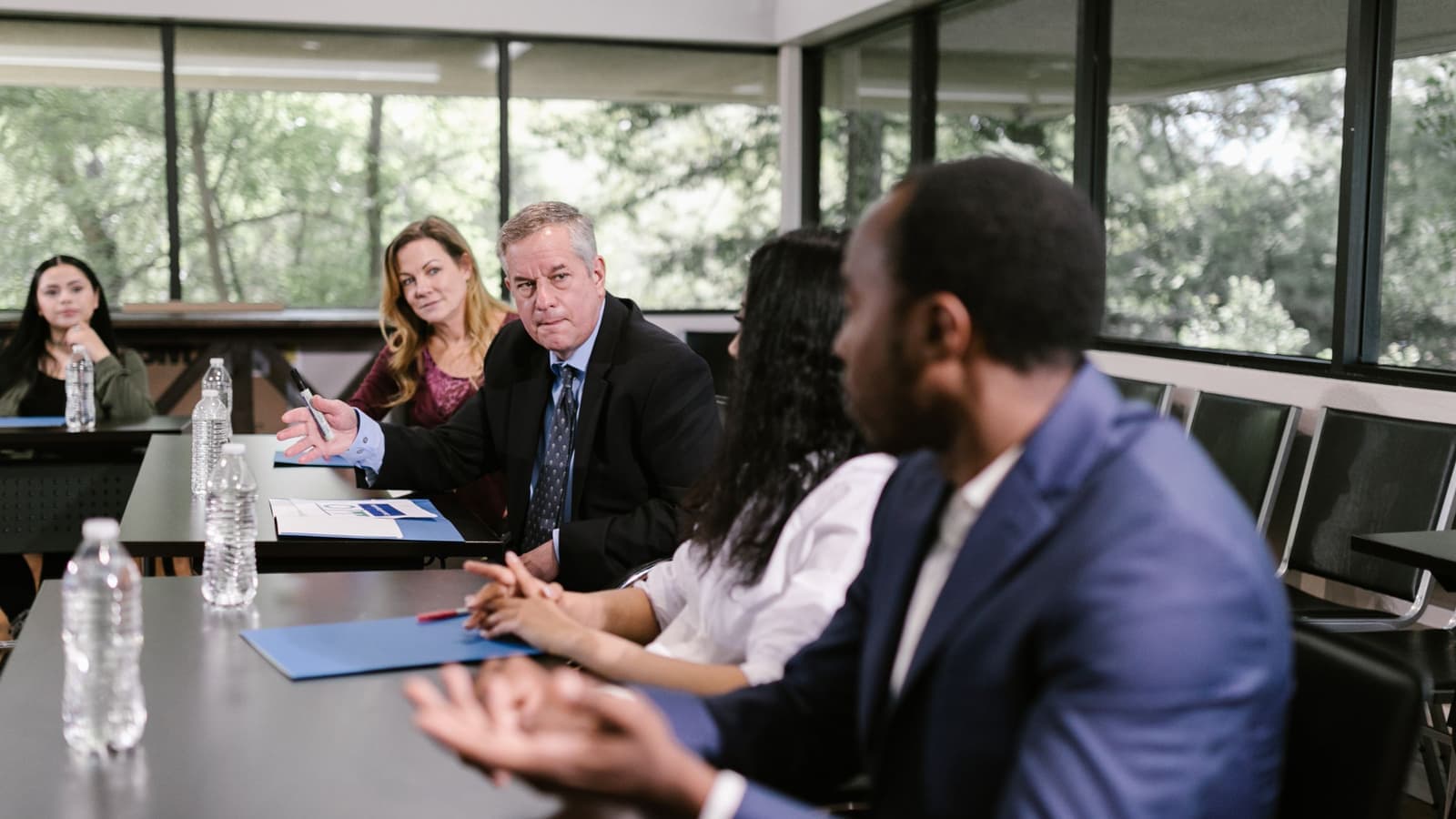 Evaluating a cold calling outsourcing partner in a vendor selection meeting